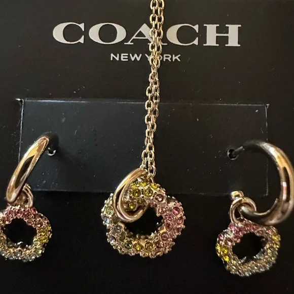 COACH NECKLACE RAINBOW COLORS ON GOLD CHAIN PERFECT GIFT New see